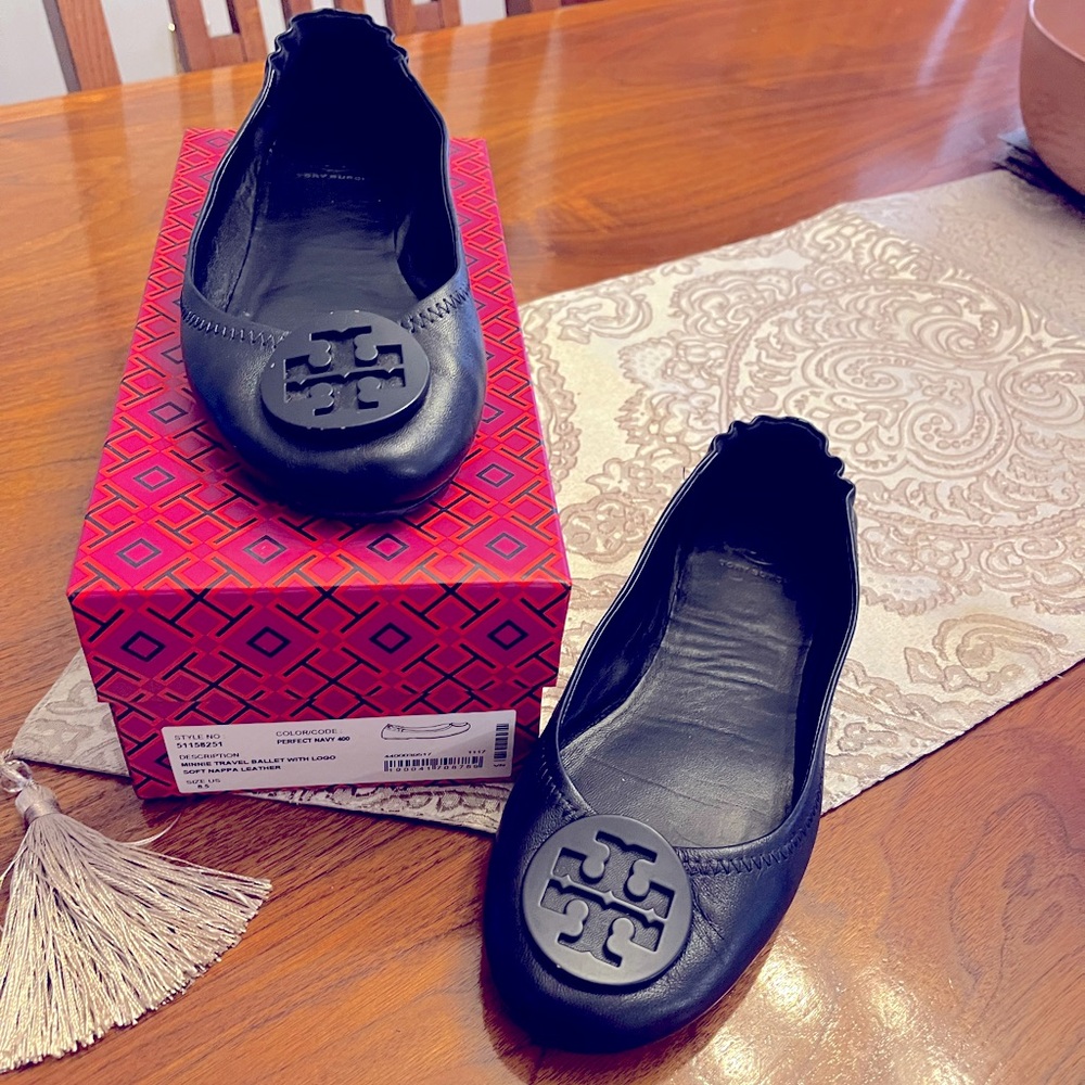 Tory Burch Minnie Travel Baller Flats size 8 in dark navy blue/almost black